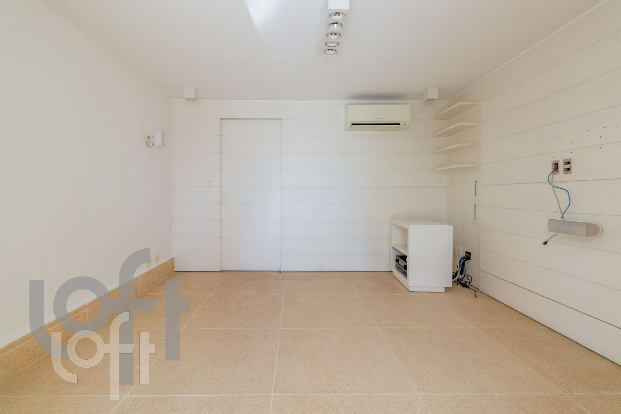 Apartamento à venda com 2 quartos, 250m² - Foto 22