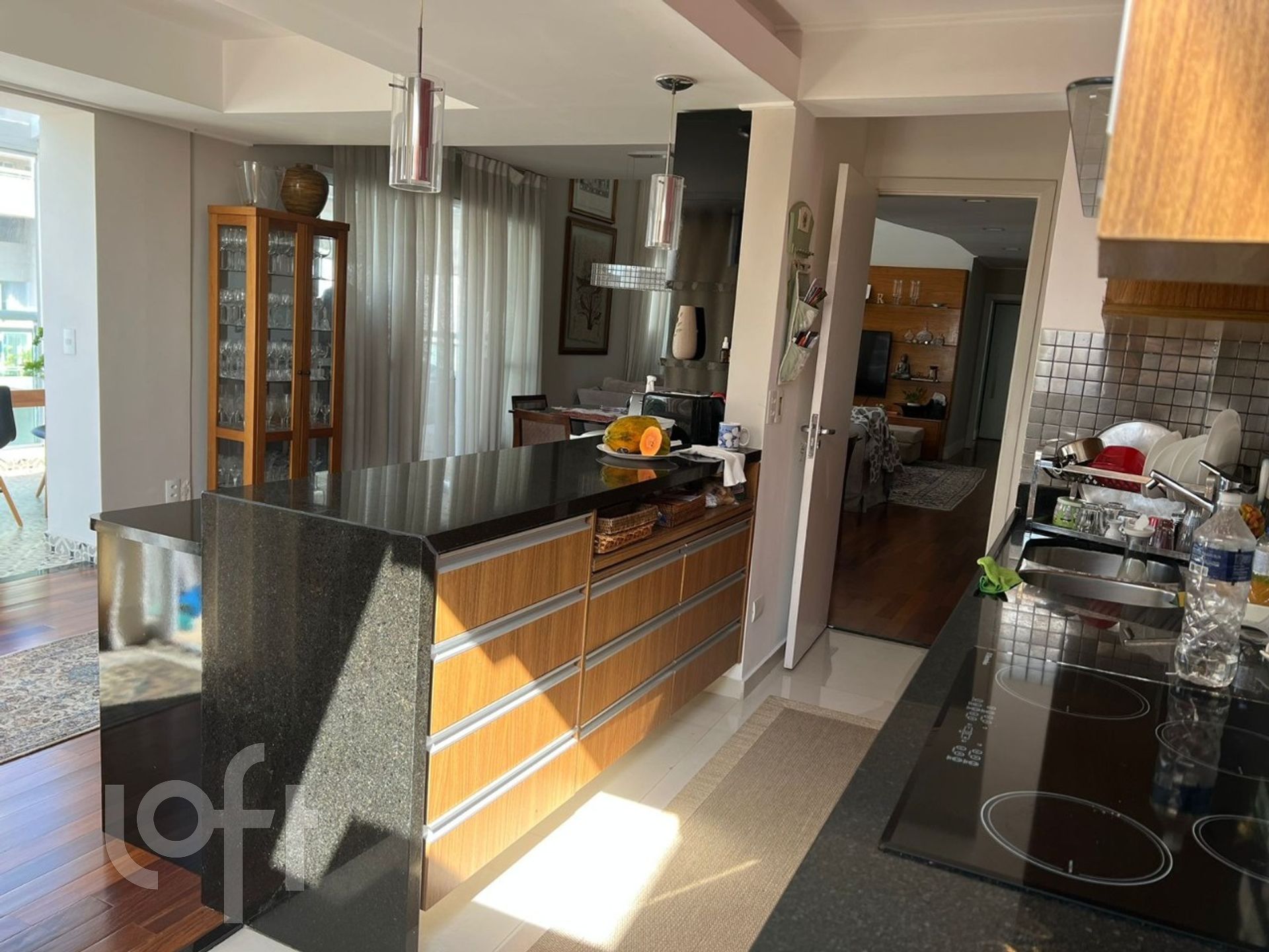 Apartamento à venda com 3 quartos, 258m² - Foto 4