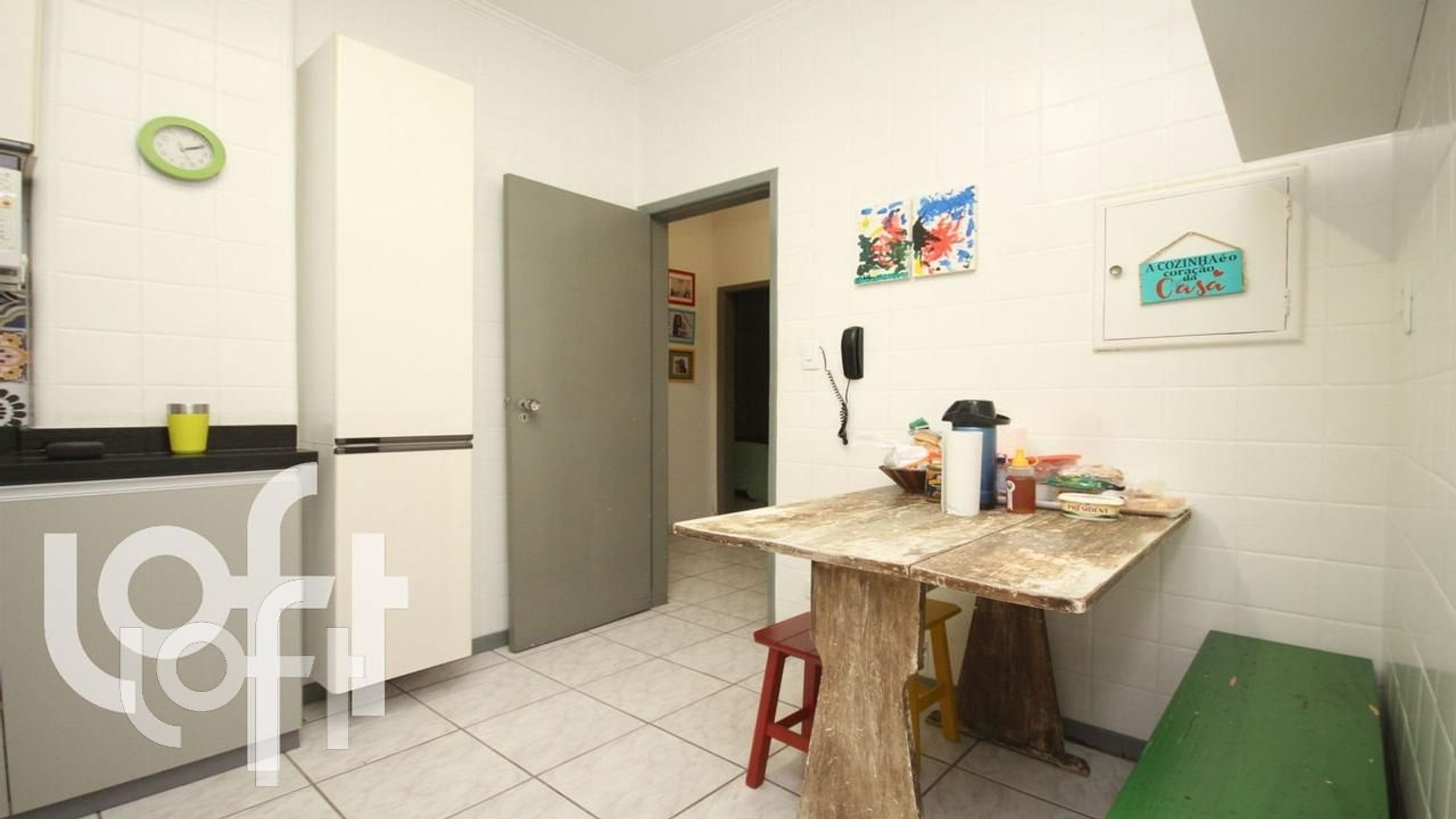 Apartamento à venda com 3 quartos, 150m² - Foto 4