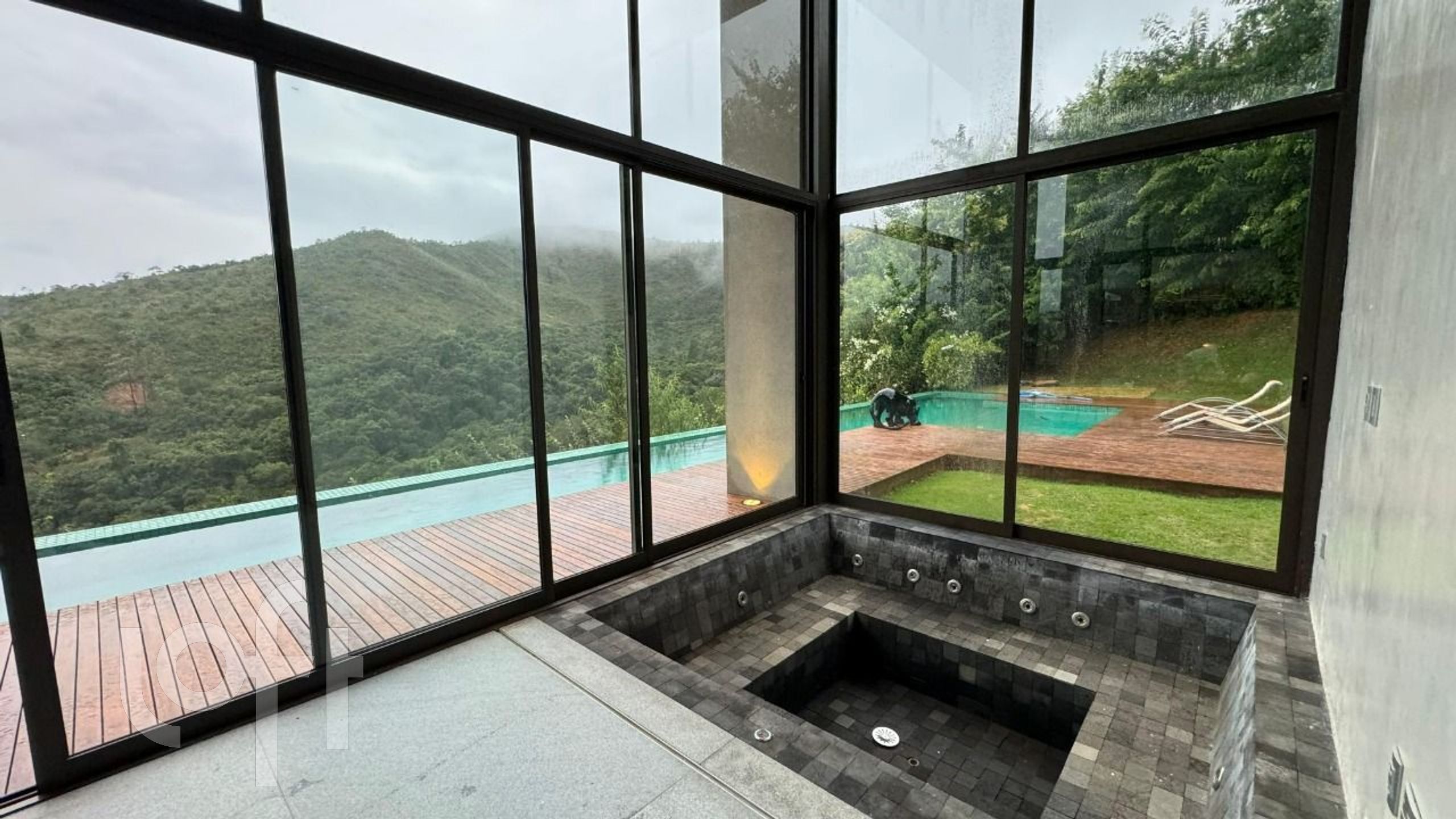 Casa de Condomínio à venda com 5 quartos, 500m² - Foto 48