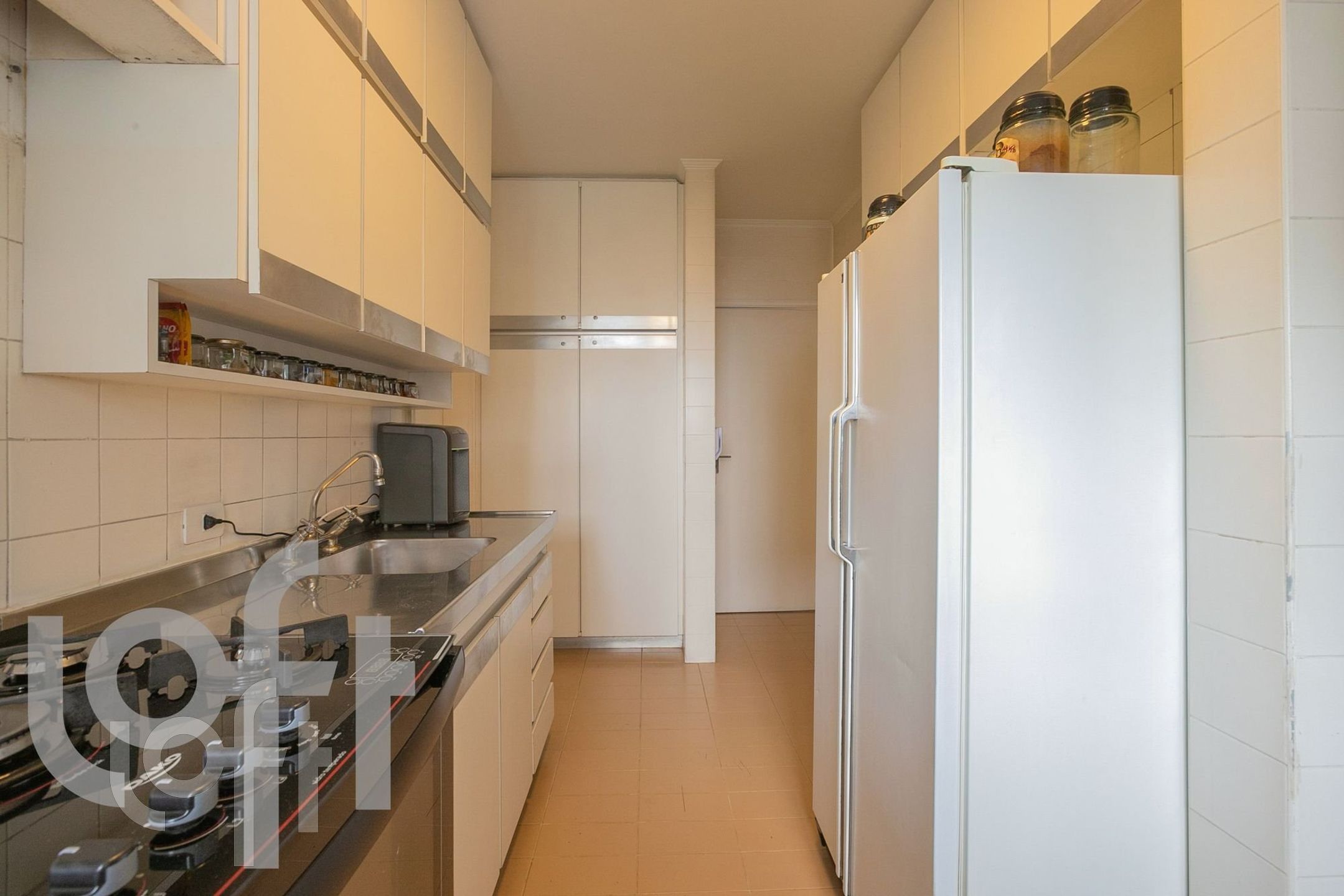 Apartamento à venda com 4 quartos, 210m² - Foto 27