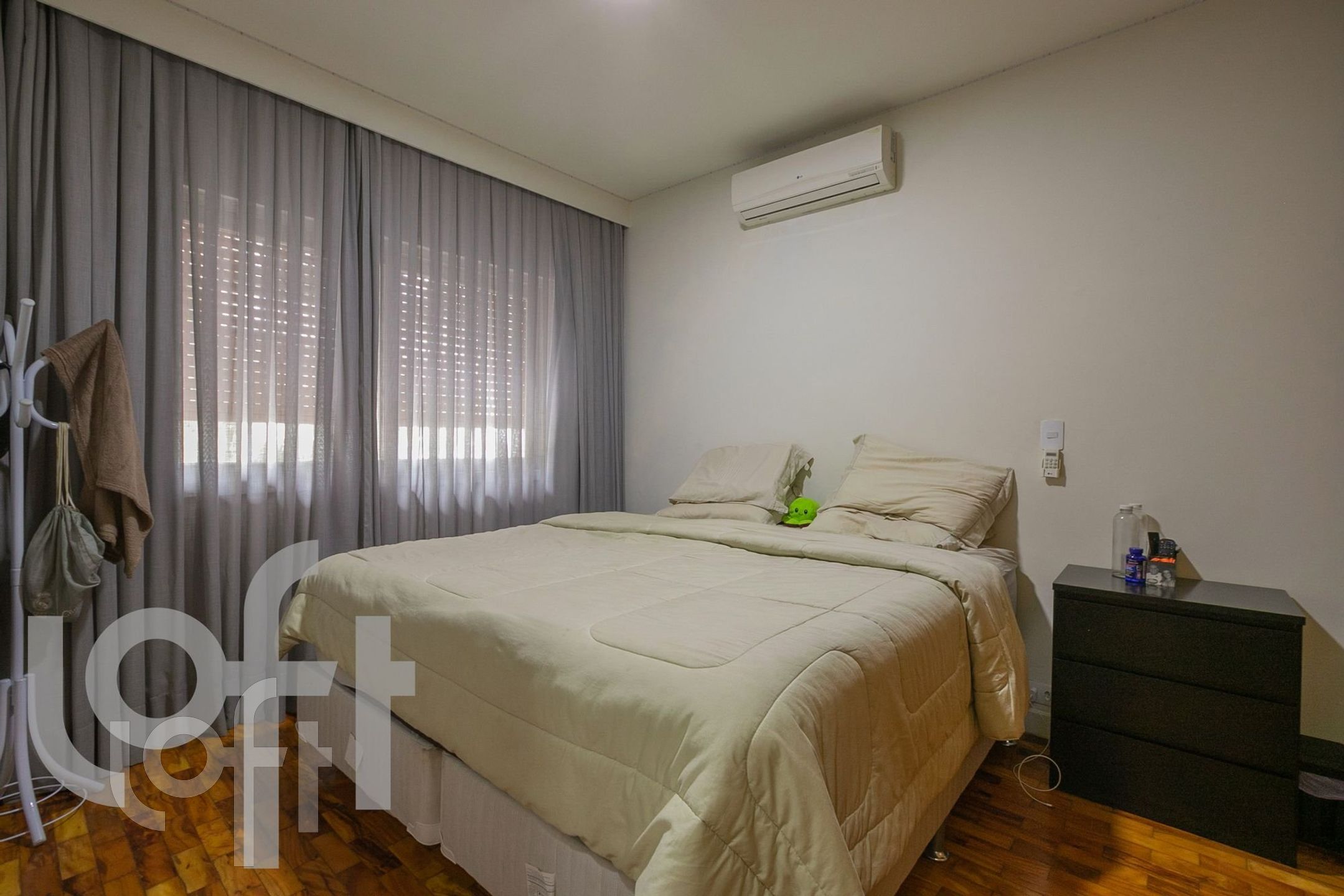 Apartamento à venda com 4 quartos, 210m² - Foto 5