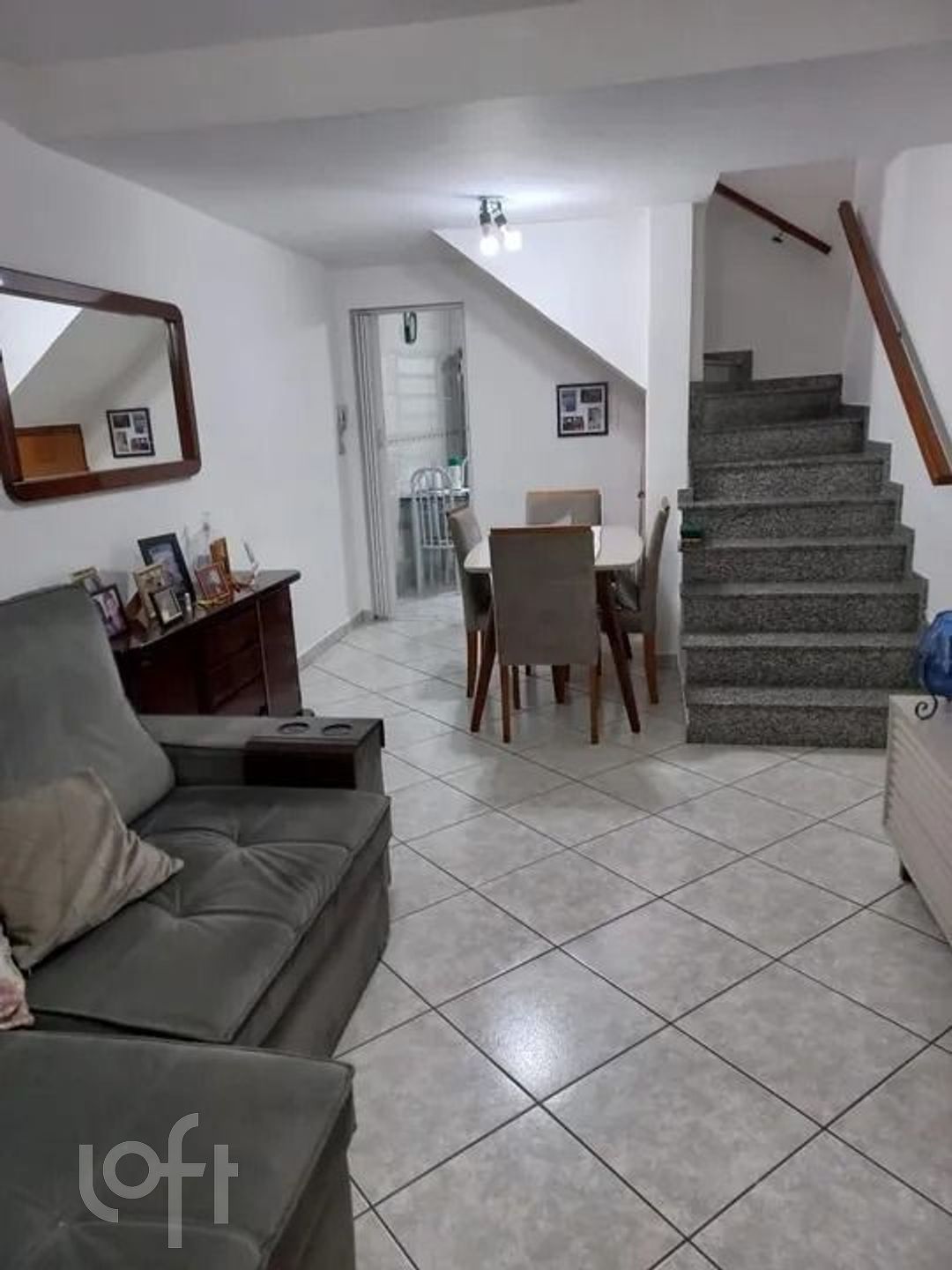 Casa de Condomínio à venda com 3 quartos, 115m² - Foto 2