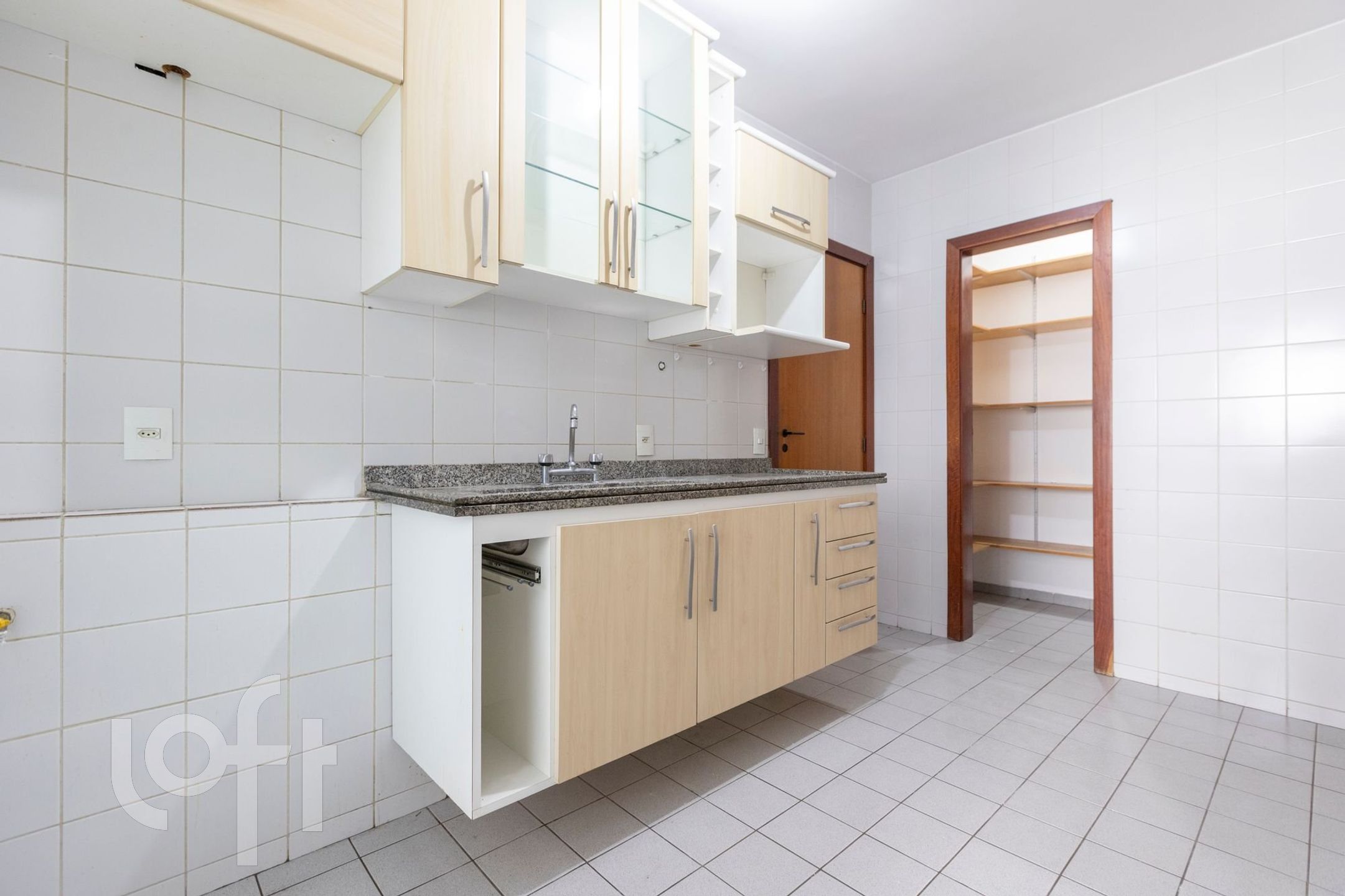 Apartamento à venda com 4 quartos, 150m² - Foto 18