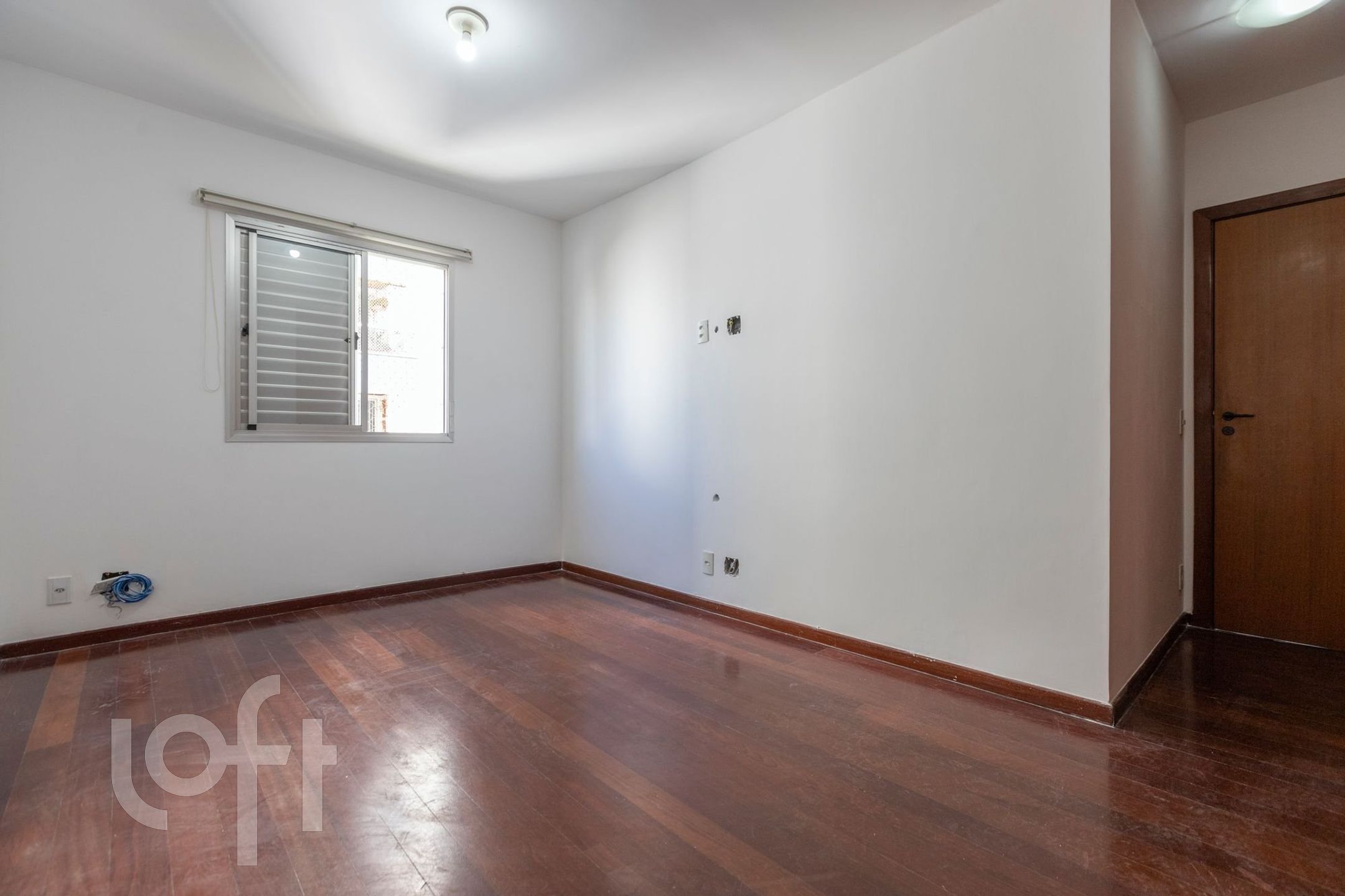 Apartamento à venda com 4 quartos, 150m² - Foto 11