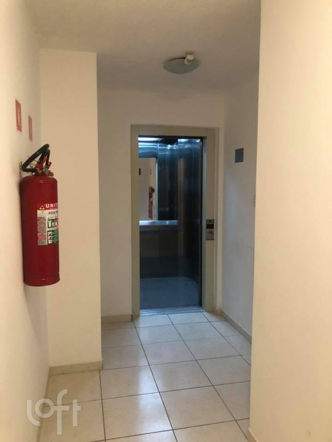 Apartamento à venda com 2 quartos, 42m² - Foto 21