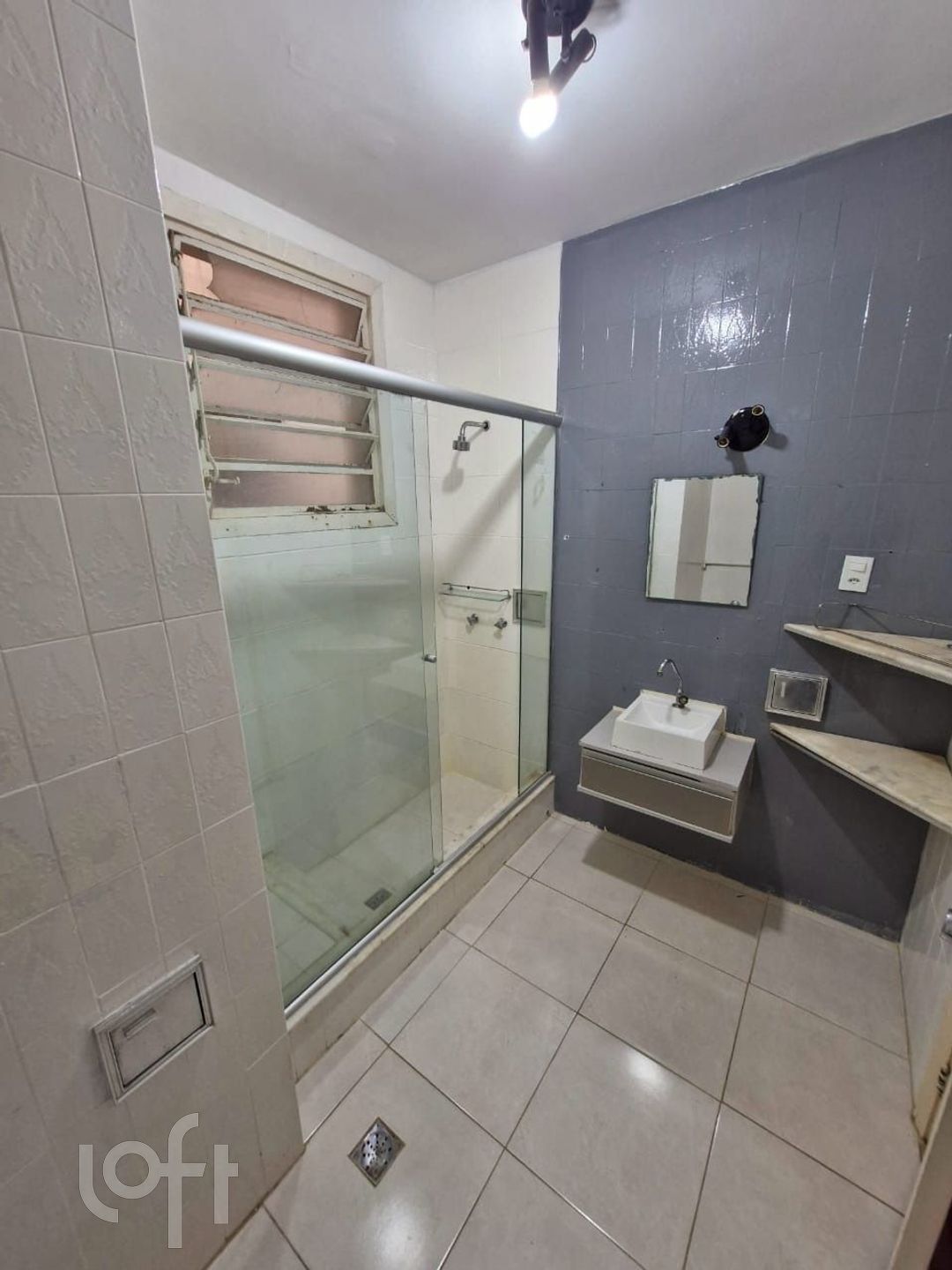 Apartamento à venda com 2 quartos, 86m² - Foto 2