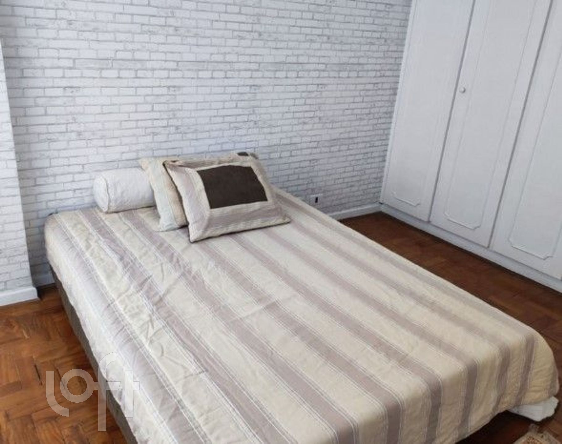 Apartamento à venda com 3 quartos, 172m² - Foto 2