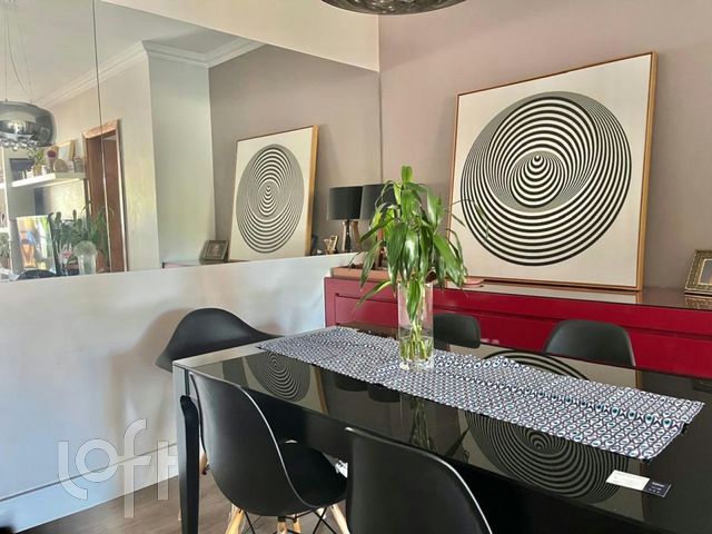 Apartamento com 105m², 3 dormitórios, 1 suíte, 2 vagas, Bela Vista em Porto Alegre