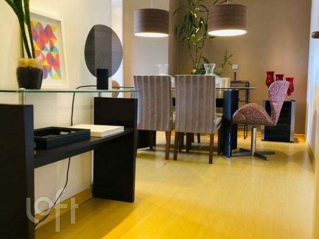 Apartamento com 87m², 3 dormitórios, 1 suíte, 2 vagas, Jardim Botânico em Porto Alegre