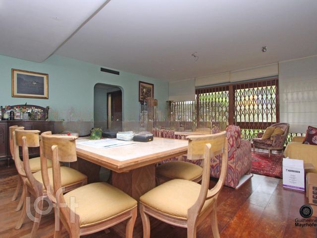 Casa em Condomínio com 430m², 4 dormitórios, 2 suítes, 3 vagas, Três Figueiras em Porto Alegre