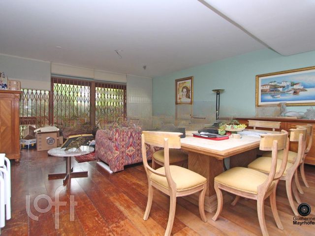 Casa em Condomínio com 430m², 4 dormitórios, 2 suítes, 3 vagas, Três Figueiras em Porto Alegre