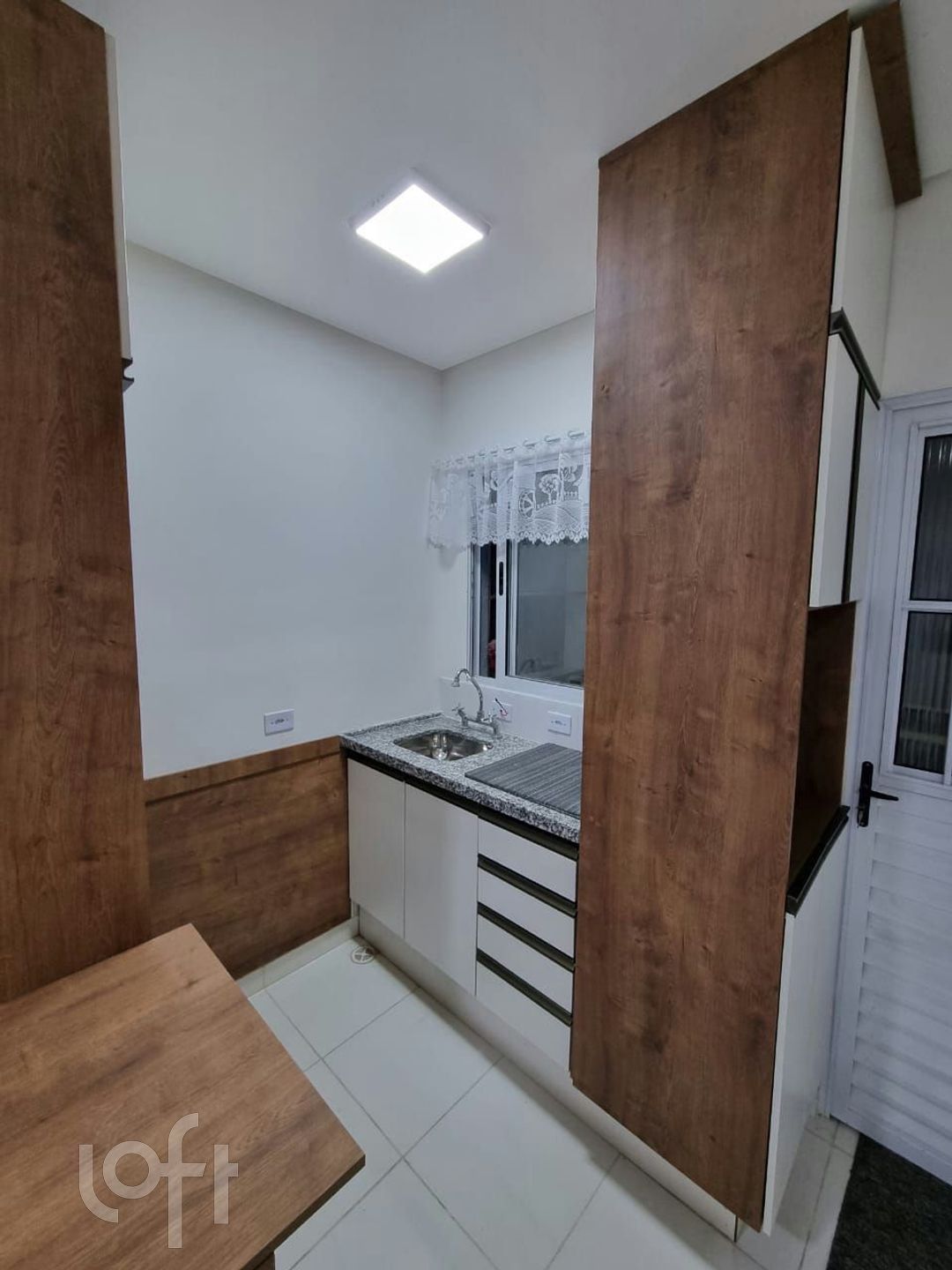 Apartamento à venda com 1 quarto, 37m² - Foto 7