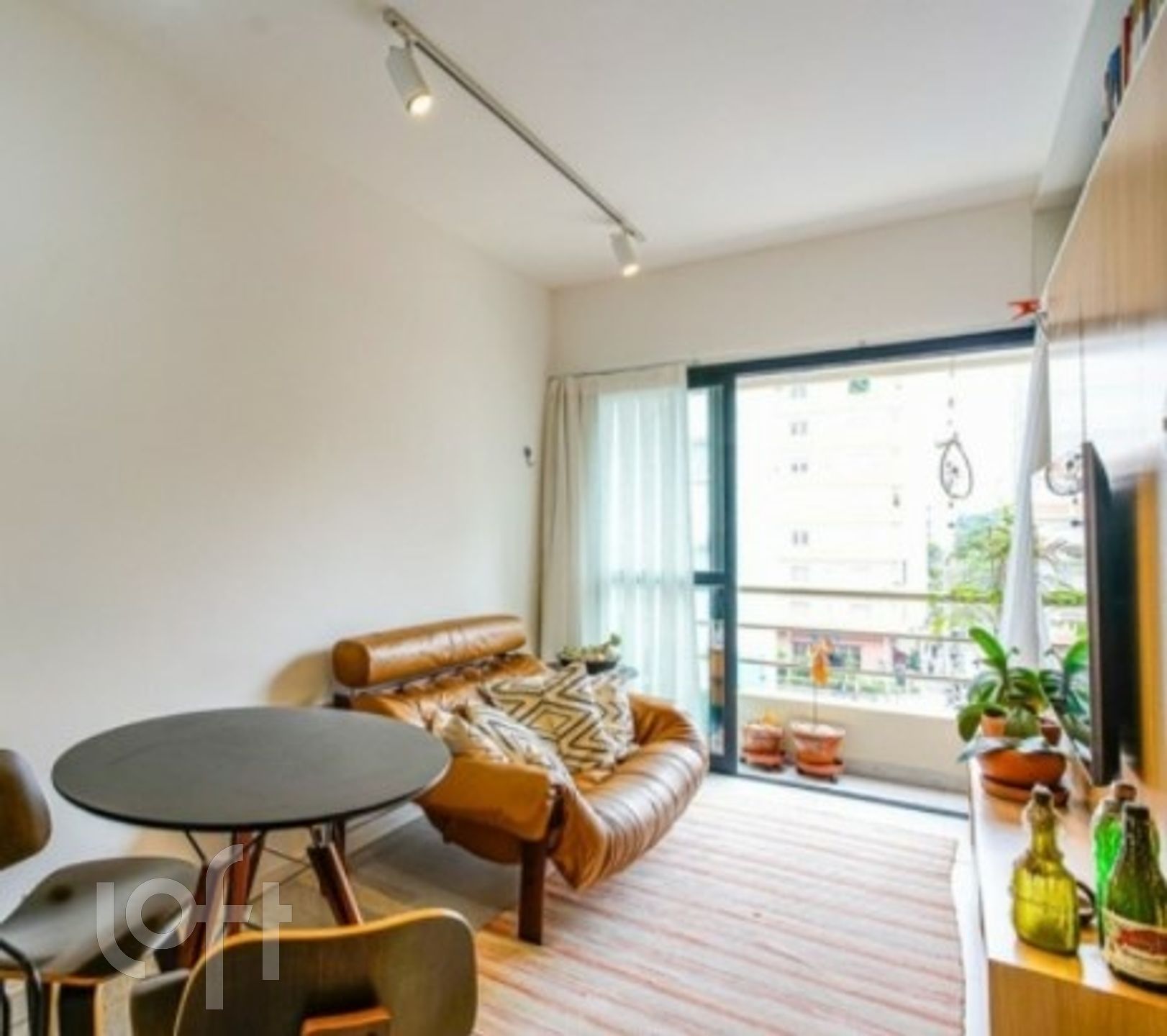 Apartamento à venda com 1 quarto, 36m² - Foto 1