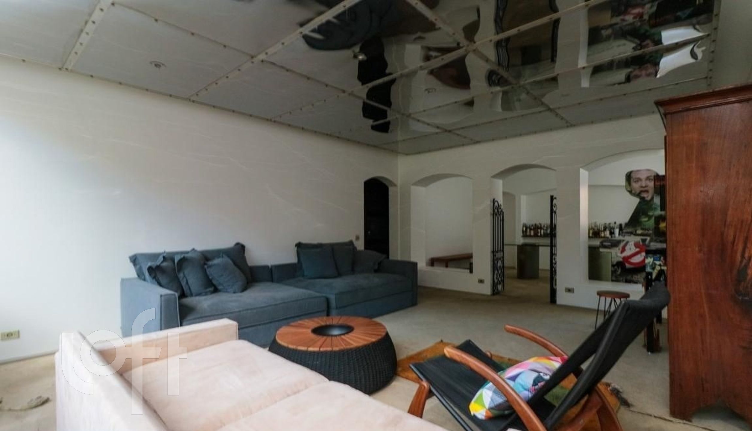 Apartamento à venda com 3 quartos, 220m² - Foto 4