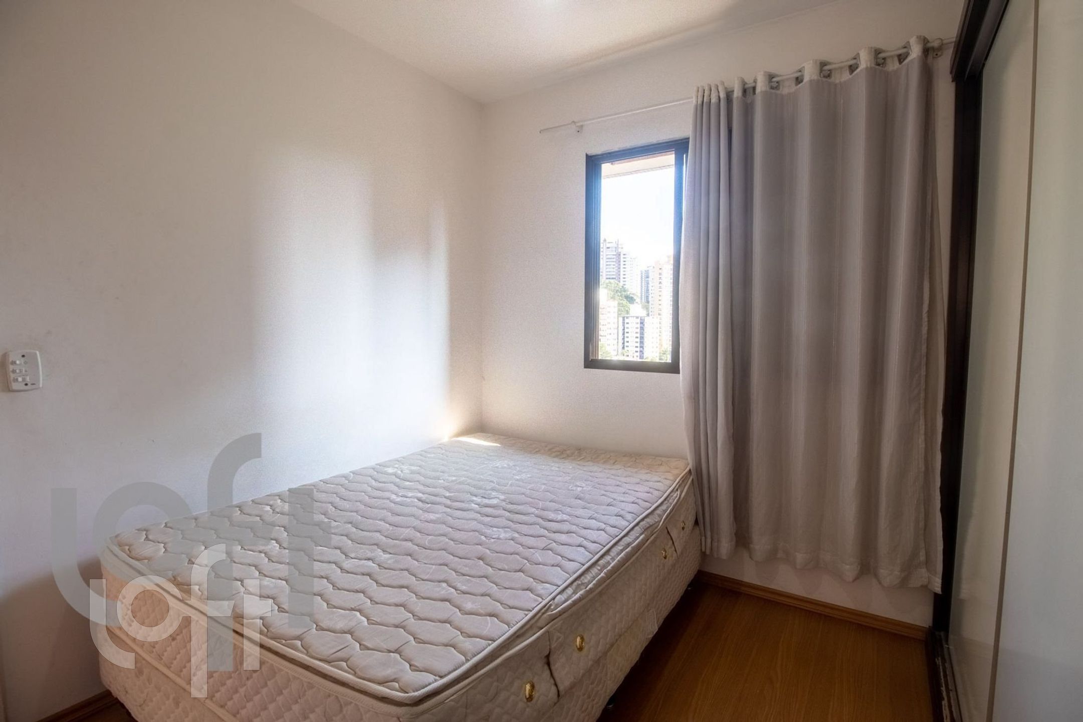 Apartamento à venda com 1 quarto, 42m² - Foto 5