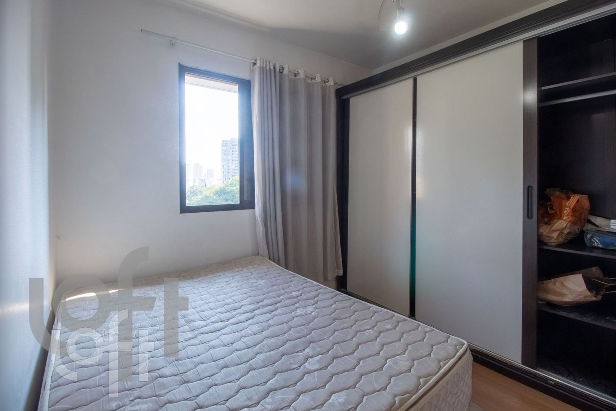 Apartamento à venda com 1 quarto, 42m² - Foto 7