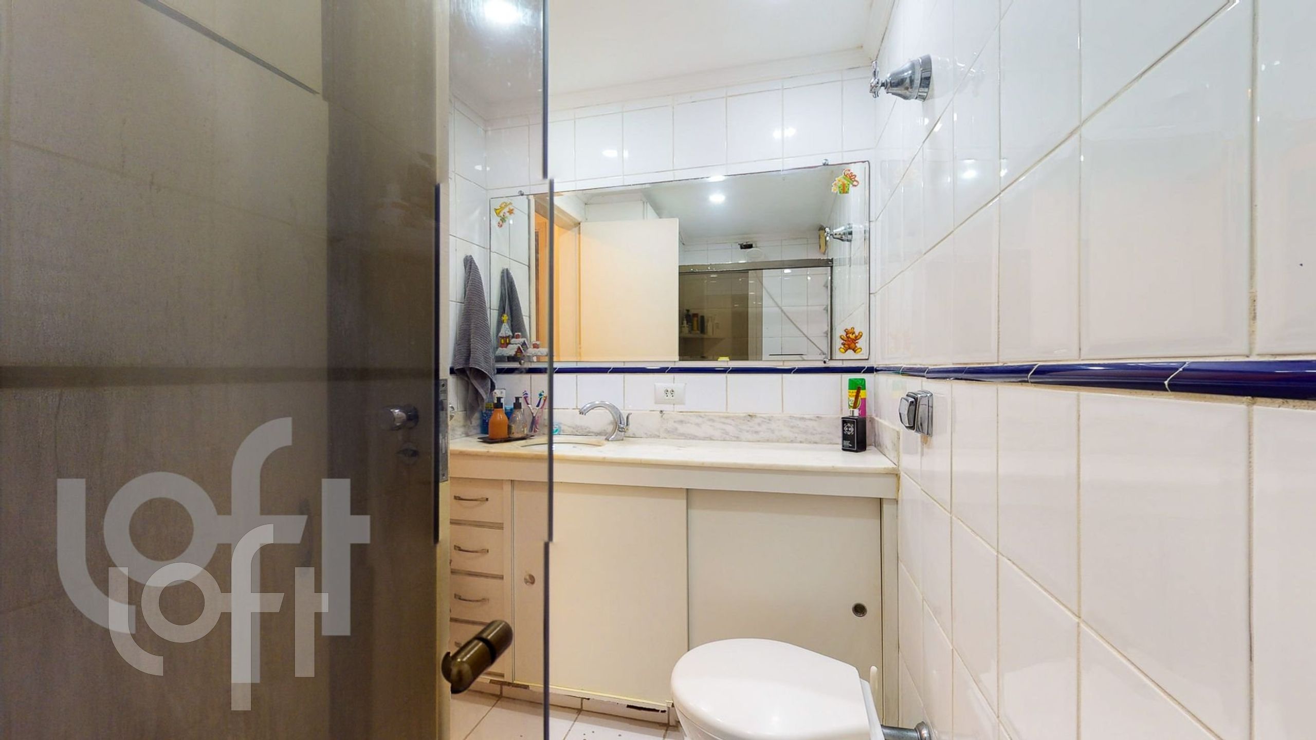 Apartamento à venda com 2 quartos, 66m² - Foto 4