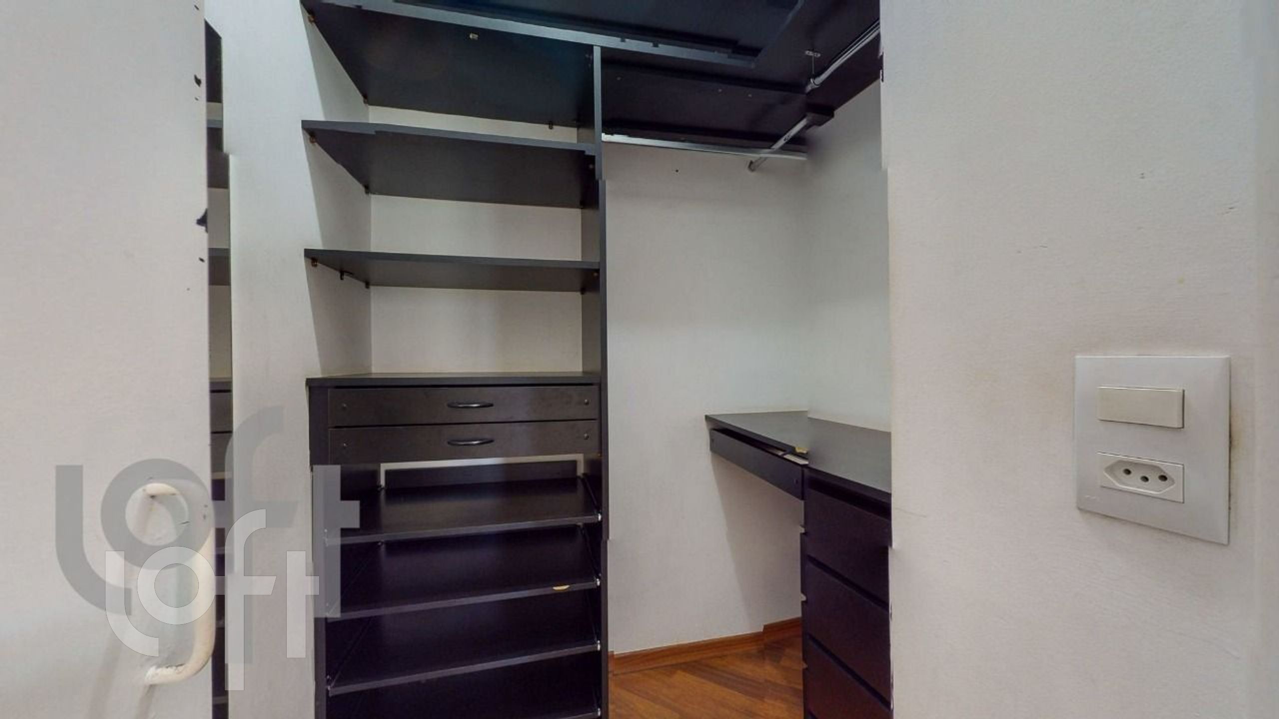 Apartamento à venda com 1 quarto, 50m² - Foto 30