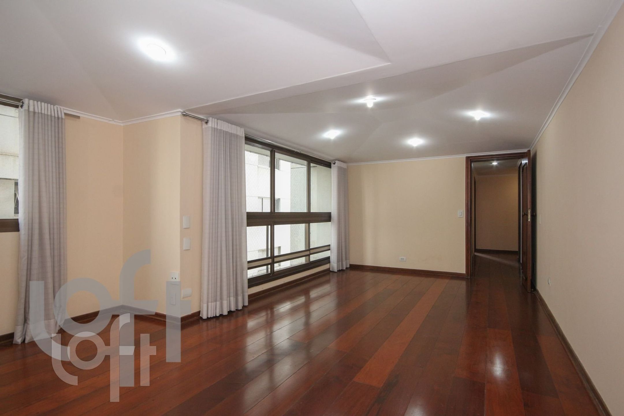 Apartamento à venda com 4 quartos, 325m² - Foto 36