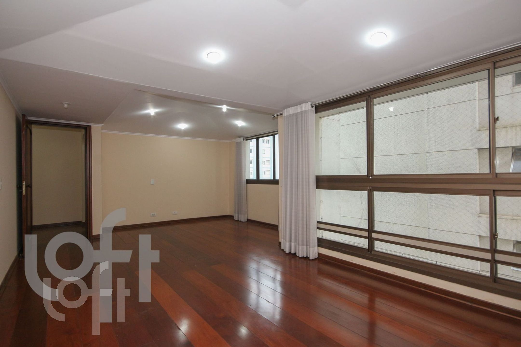 Apartamento à venda com 4 quartos, 325m² - Foto 33