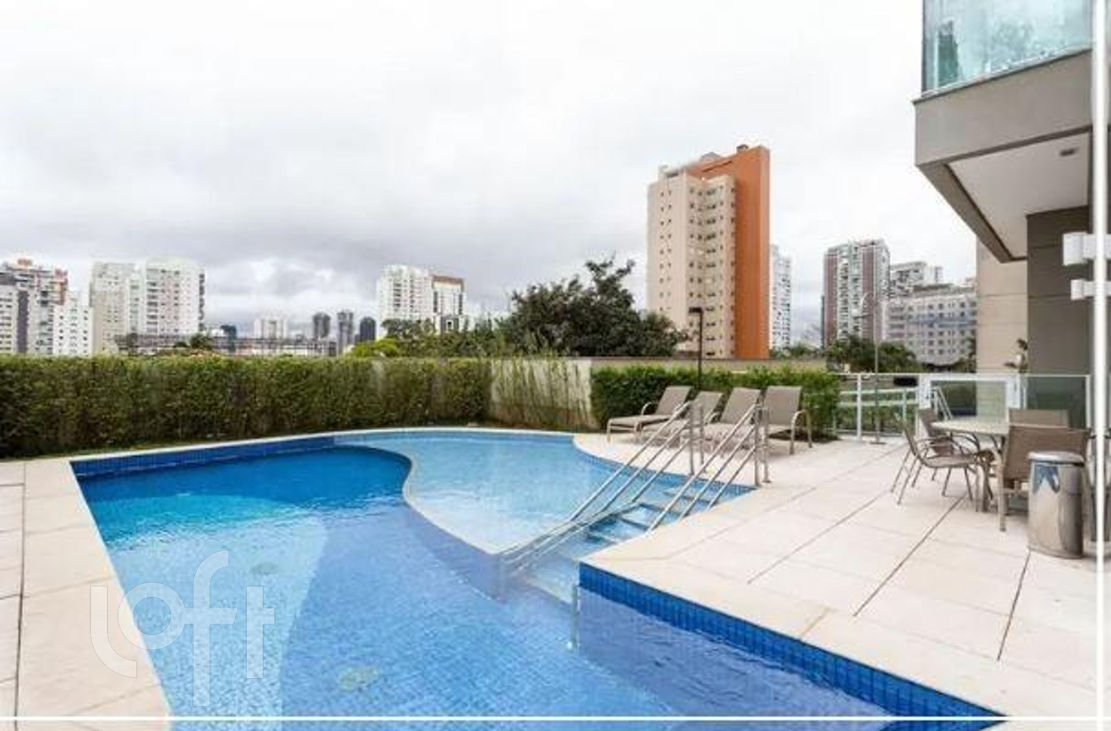 Apartamento à venda com 1 quarto, 43m² - Foto 29