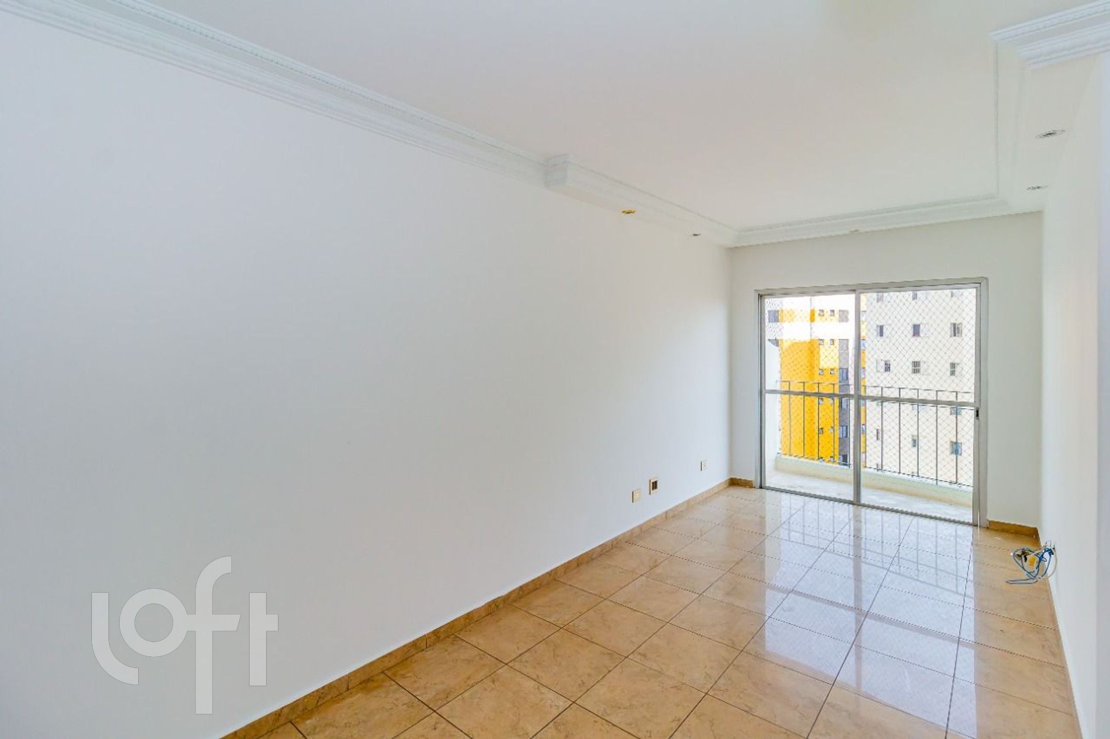 Apartamento à venda com 3 quartos, 80m² - Foto 1