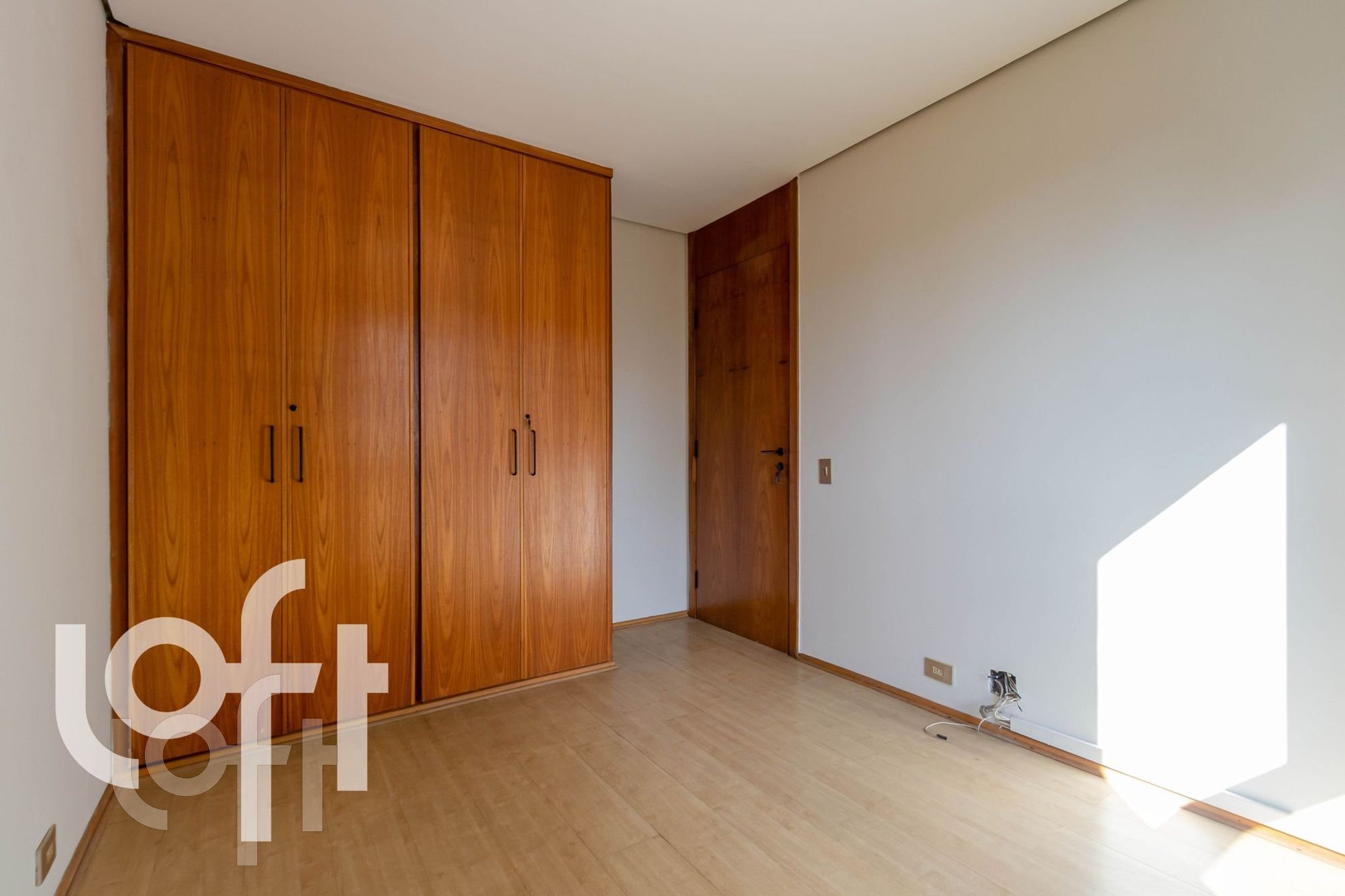 Apartamento à venda com 5 quartos, 360m² - Foto 4