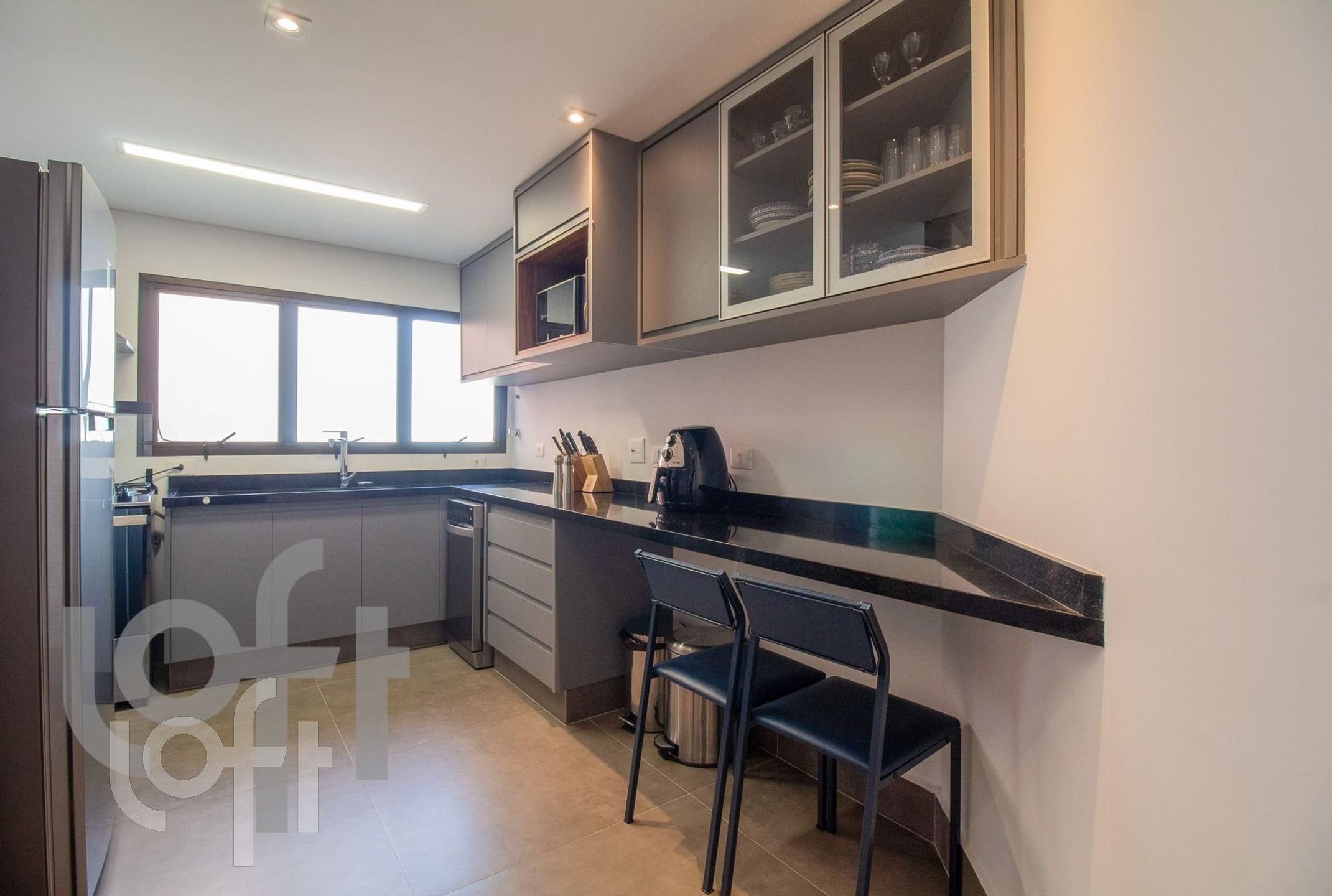 Apartamento à venda com 3 quartos, 133m² - Foto 34