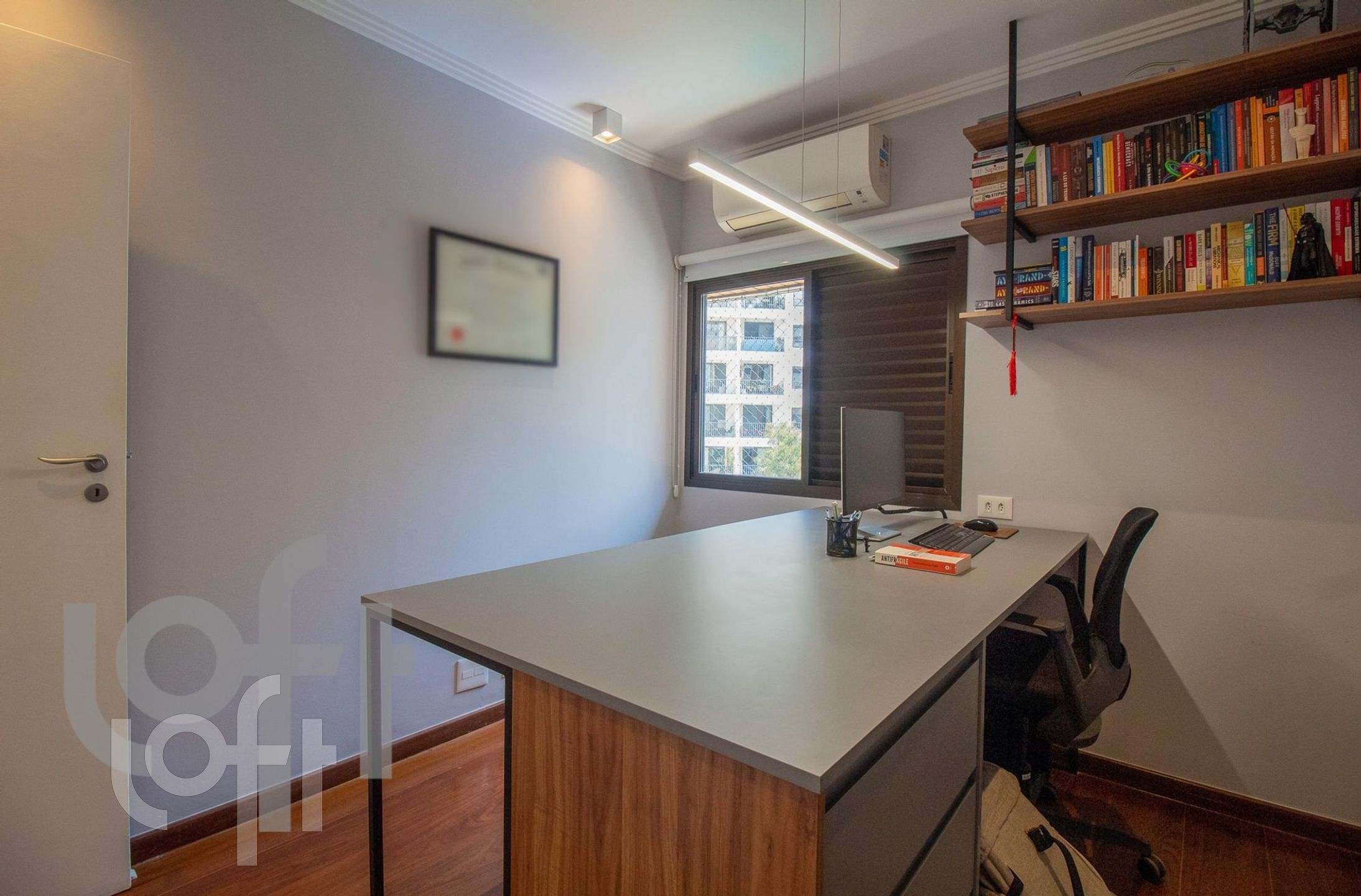 Apartamento à venda com 3 quartos, 133m² - Foto 3