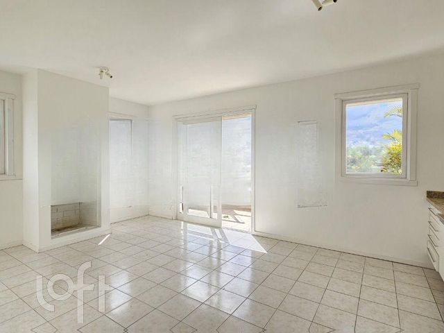 Apartamento com 158m², 3 dormitórios, 1 suíte, 2 vagas, Chácara das Pedras em Porto Alegre