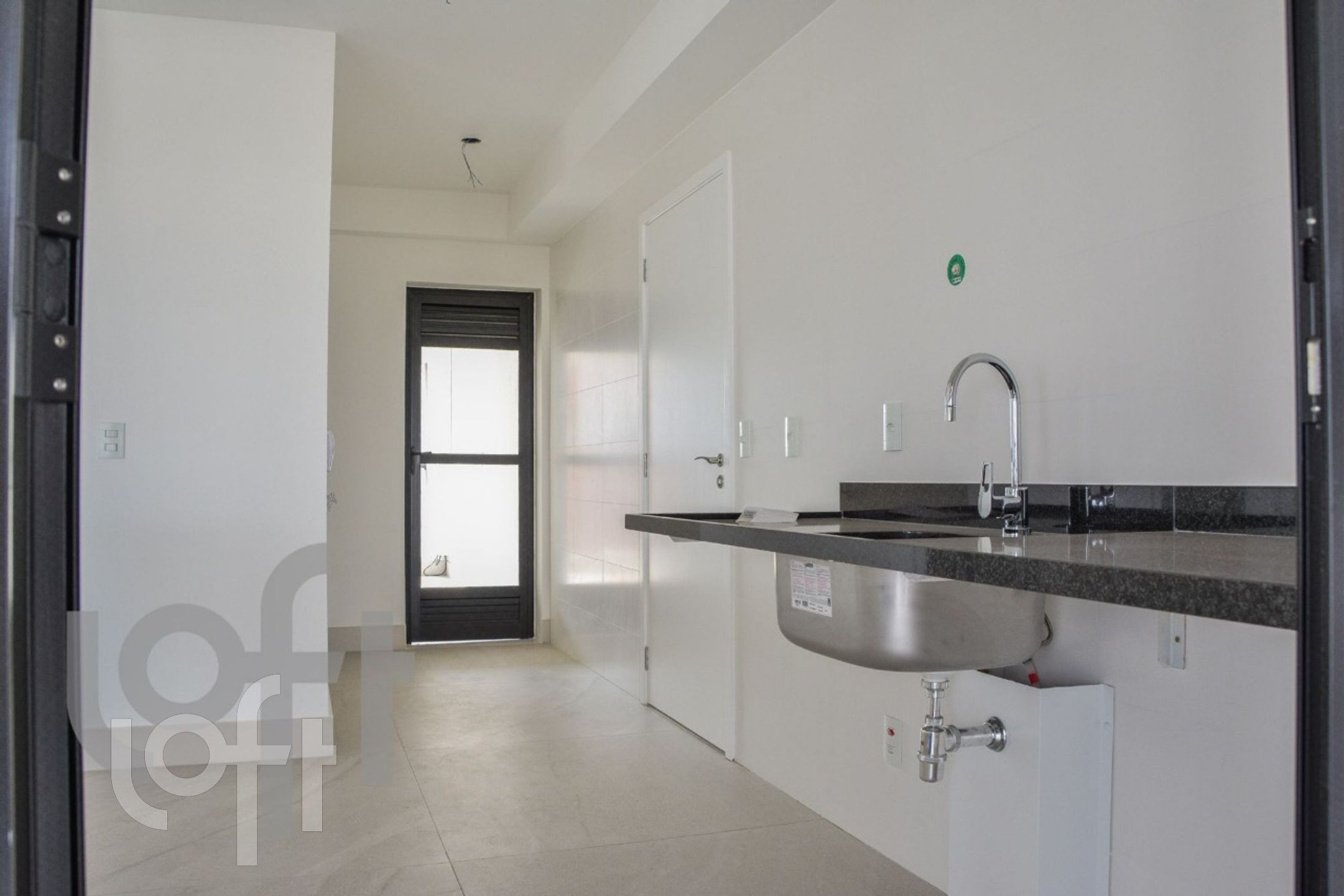 Apartamento à venda com 3 quartos, 157m² - Foto 13