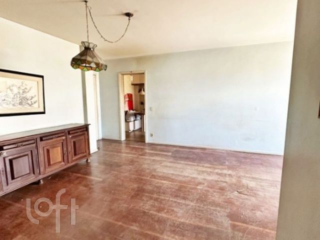 Apartamento com 110m², 3 dormitórios, 1 vaga, Floresta em Porto Alegre