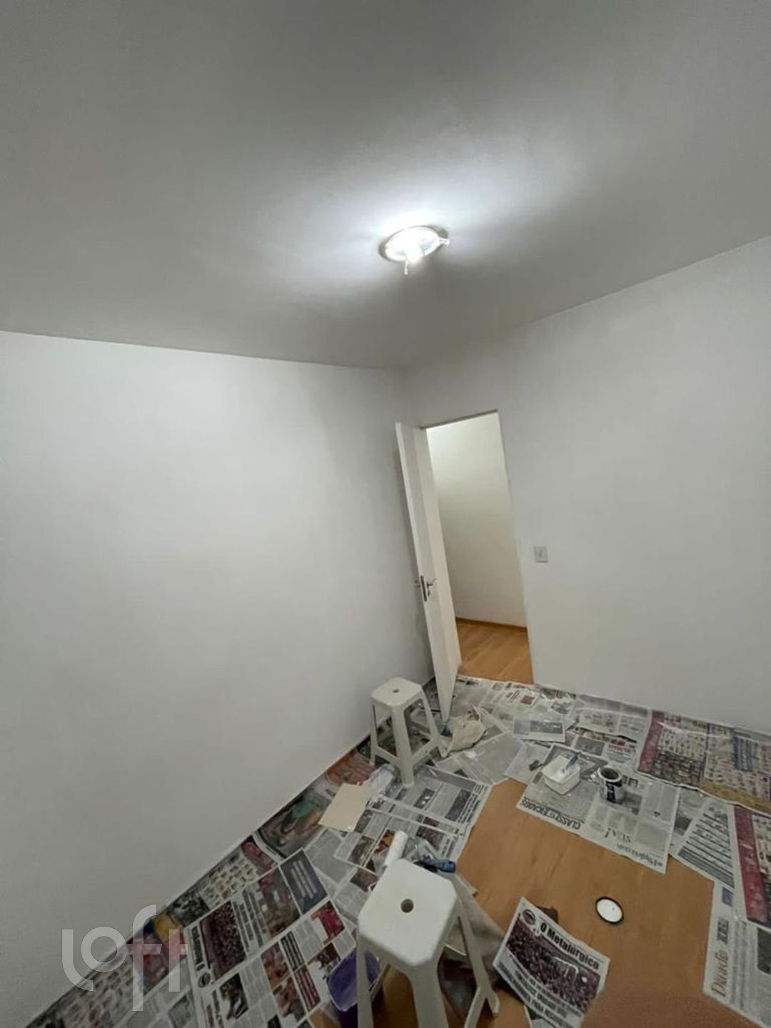 Apartamento à venda com 2 quartos, 64m² - Foto 2