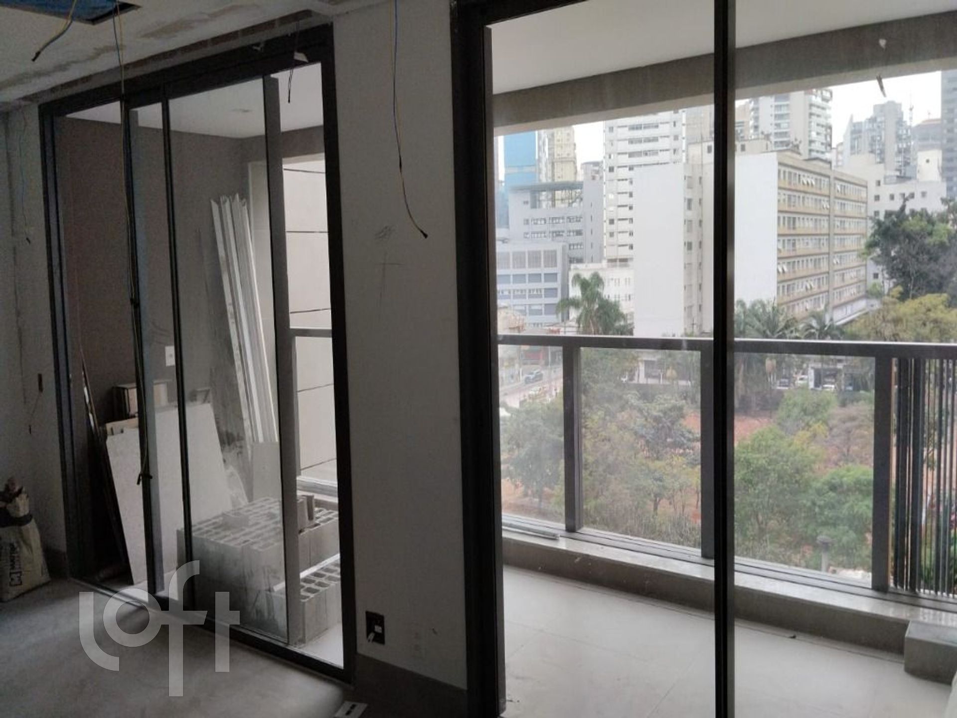 Apartamento à venda com 1 quarto, 55m² - Foto 3