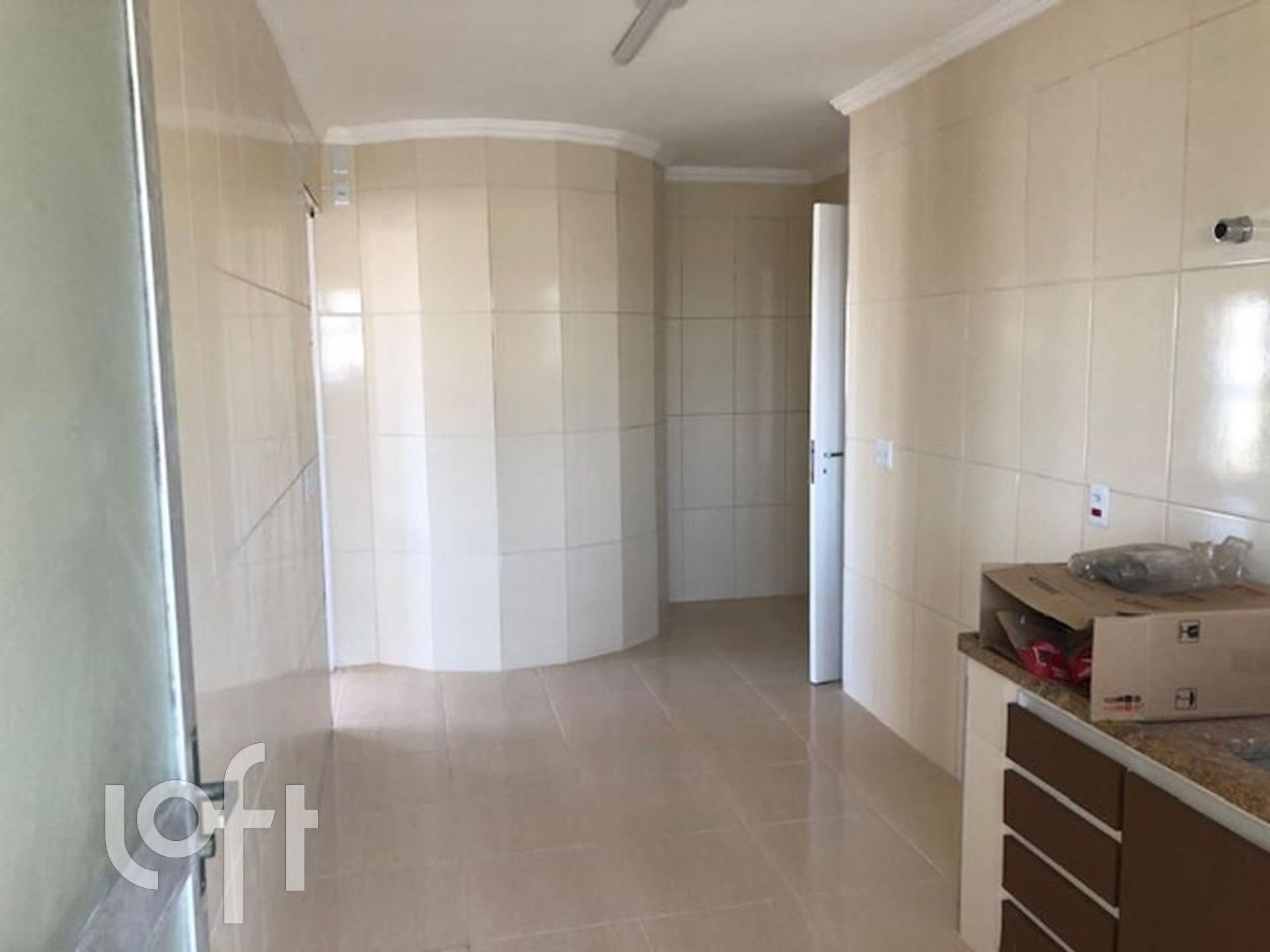 Apartamento à venda com 3 quartos, 225m² - Foto 11