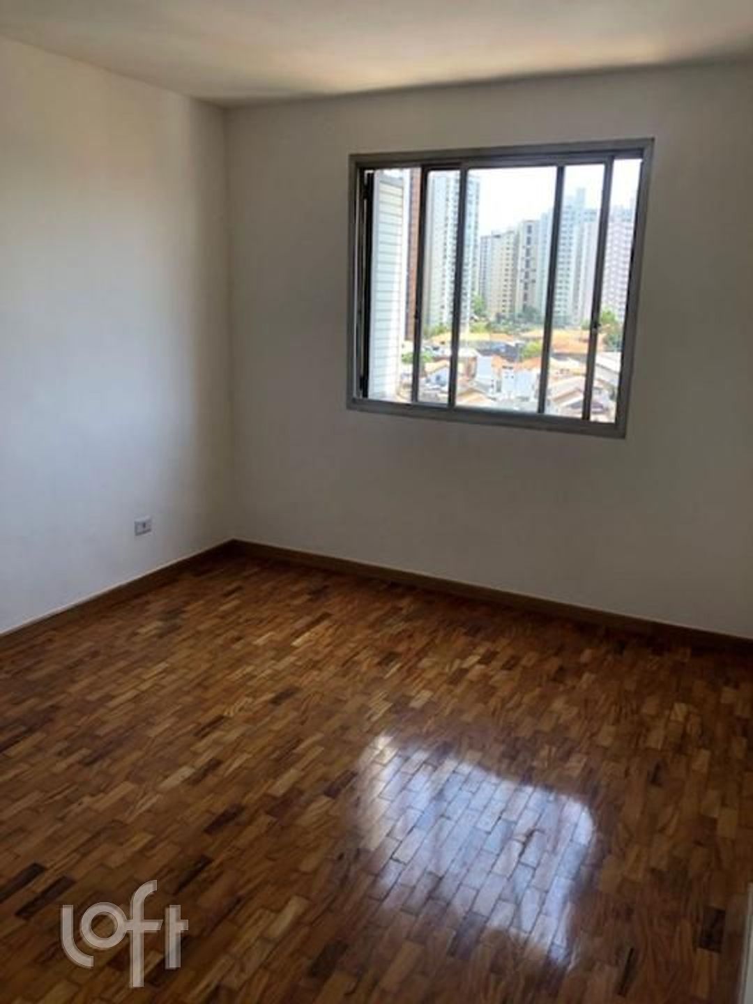 Apartamento à venda com 3 quartos, 225m² - Foto 1