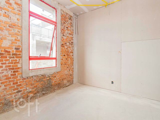 Apartamento com 29m², 1 dormitório, 1 vaga, Floresta em Porto Alegre