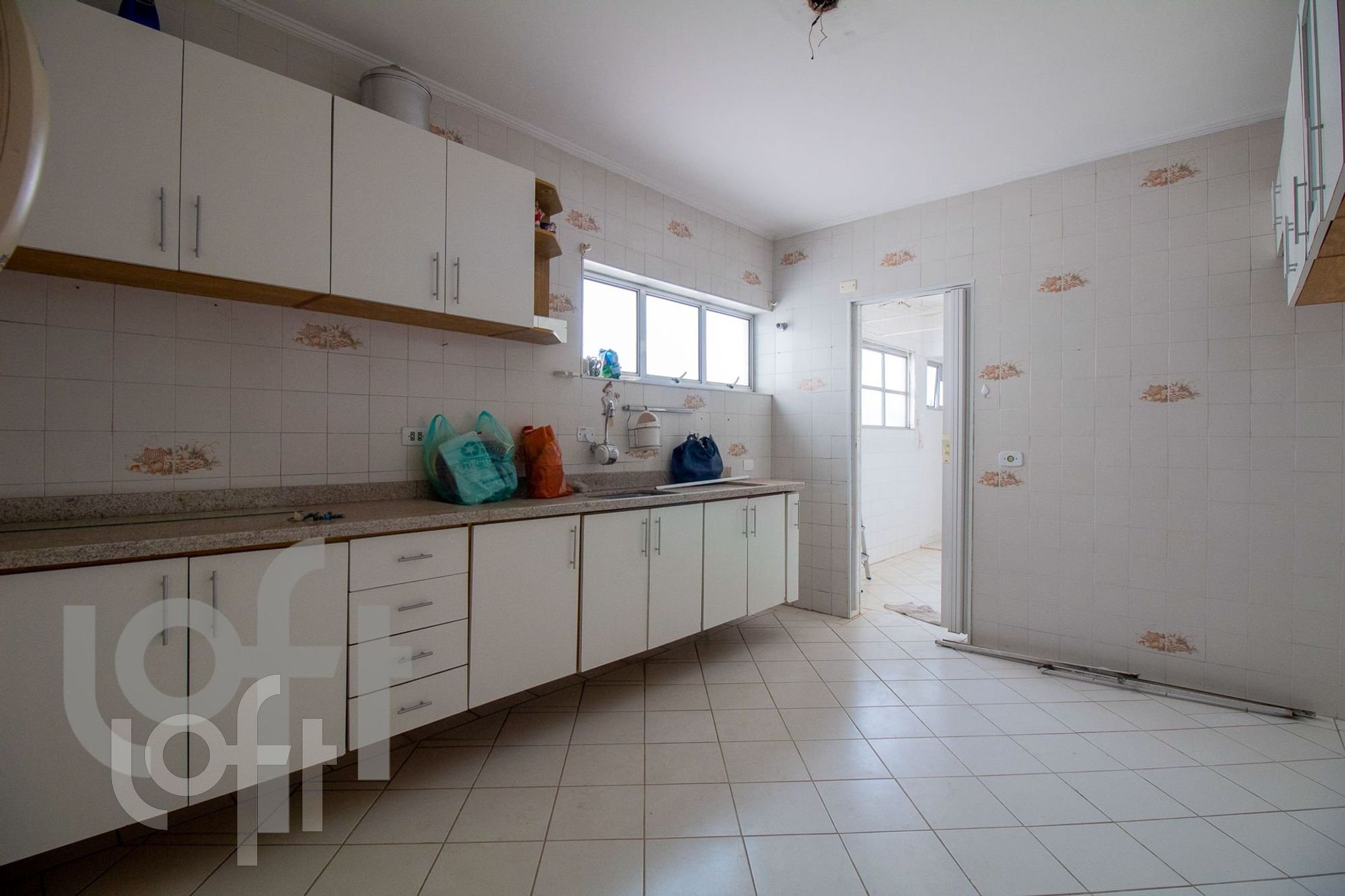 Apartamento à venda com 3 quartos, 118m² - Foto 35