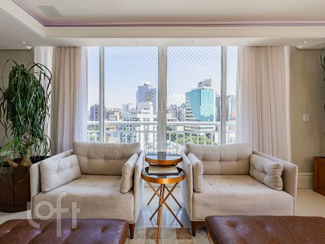 Apartamento com 101m², 2 dormitórios, 1 suíte, 2 vagas, Rio Branco em Porto Alegre