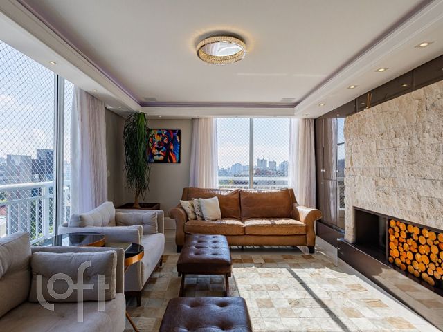 Apartamento com 101m², 2 dormitórios, 1 suíte, 2 vagas, Rio Branco em Porto Alegre