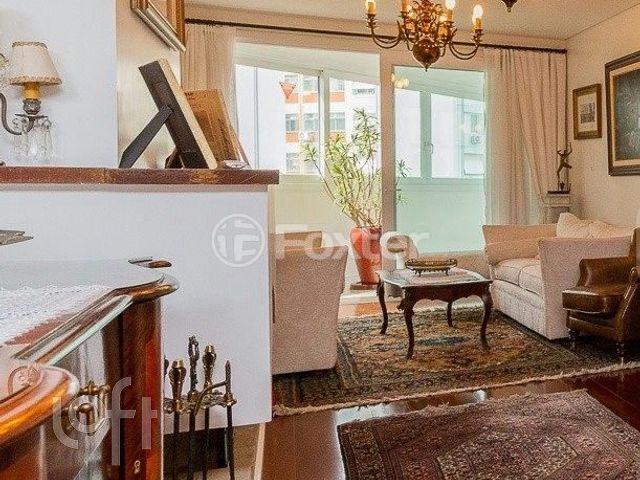 Apartamento com 98m², 2 dormitórios, 1 suíte, 1 vaga, Moinhos de Vento em Porto Alegre