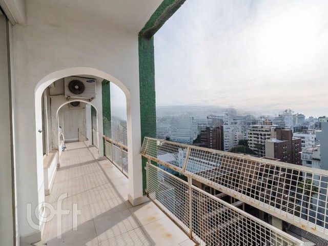 Apartamento com 205m², 3 dormitórios, 3 suítes, Independência em Porto Alegre