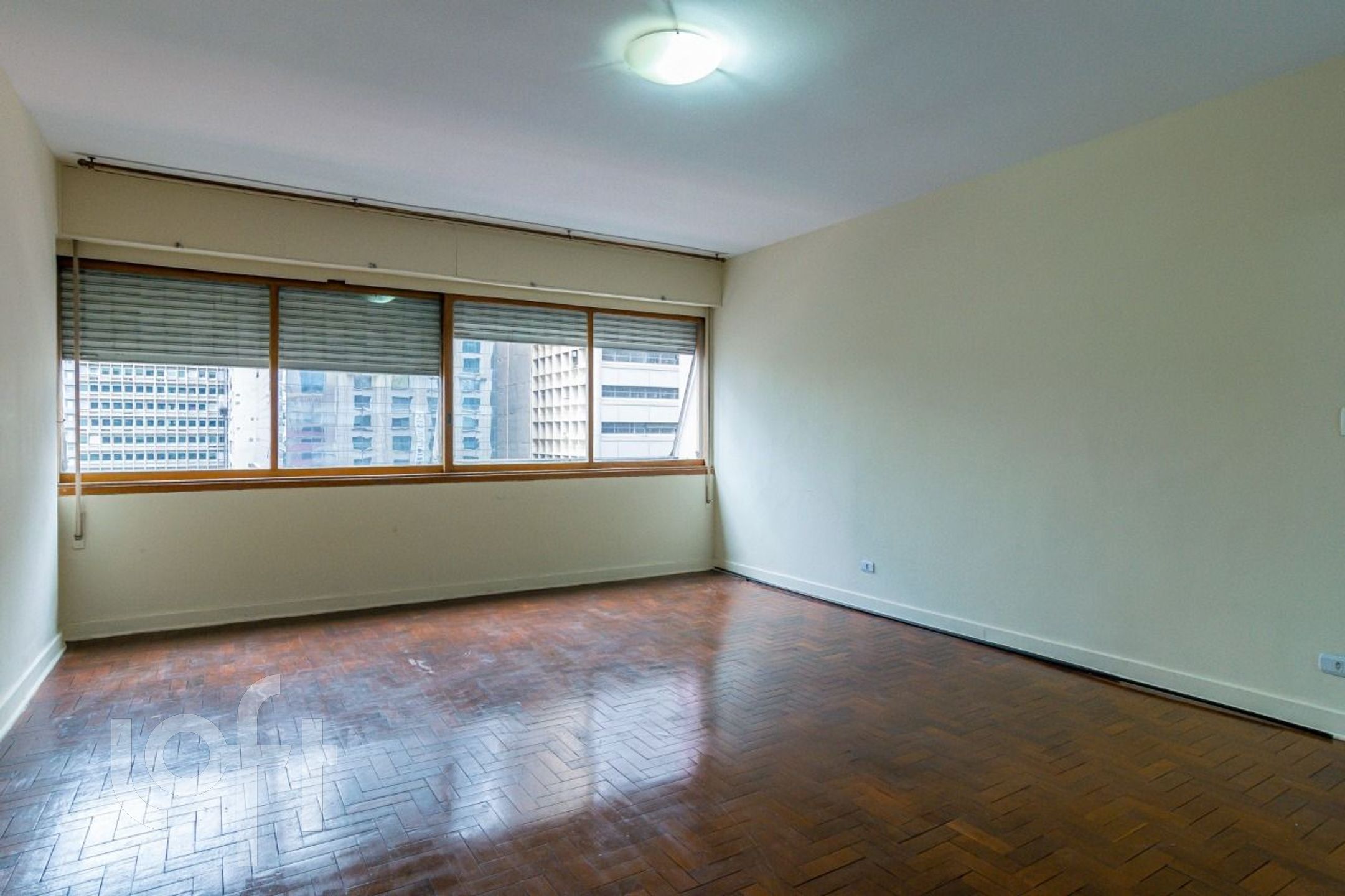 Apartamento à venda com 4 quartos, 240m² - Foto 15