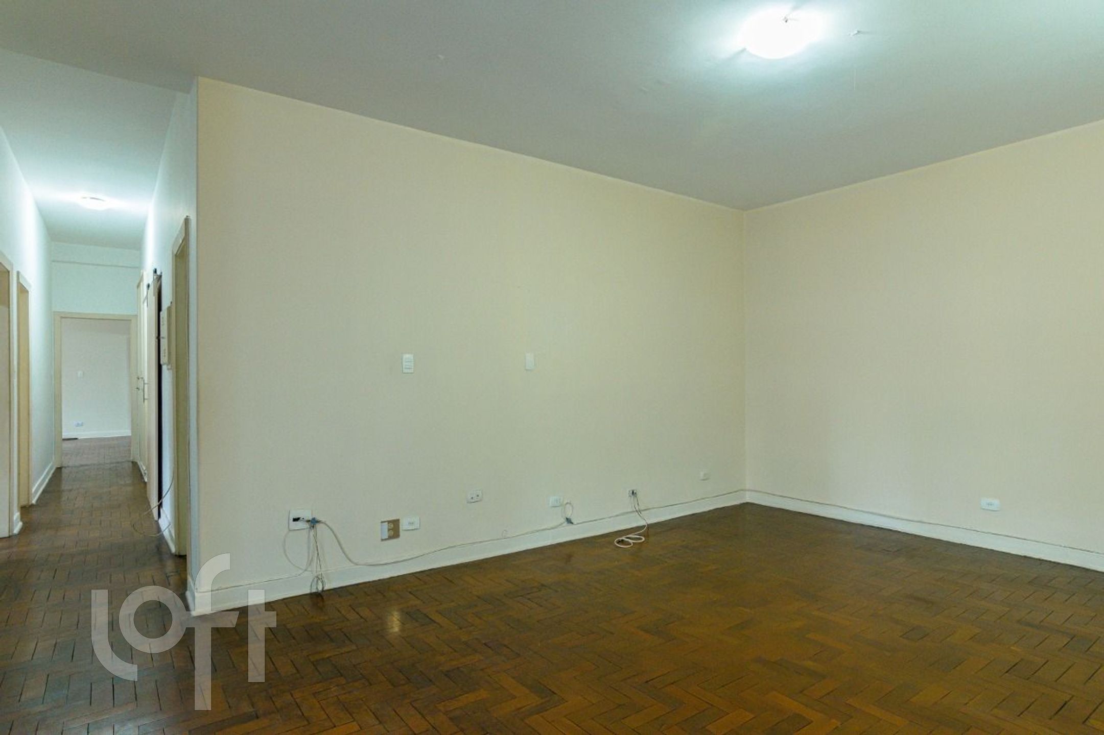 Apartamento à venda com 4 quartos, 240m² - Foto 18