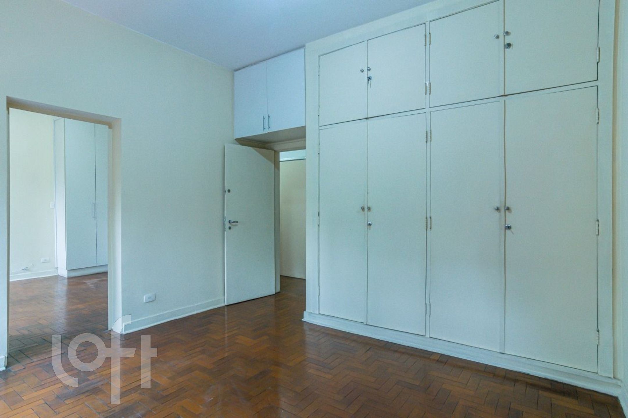 Apartamento à venda com 4 quartos, 240m² - Foto 12