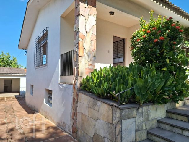 Casa com 115m², 2 dormitórios, Vila Ipiranga em Porto Alegre