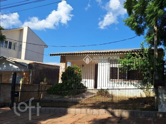 Casa com 115m², 2 dormitórios, Vila Ipiranga em Porto Alegre