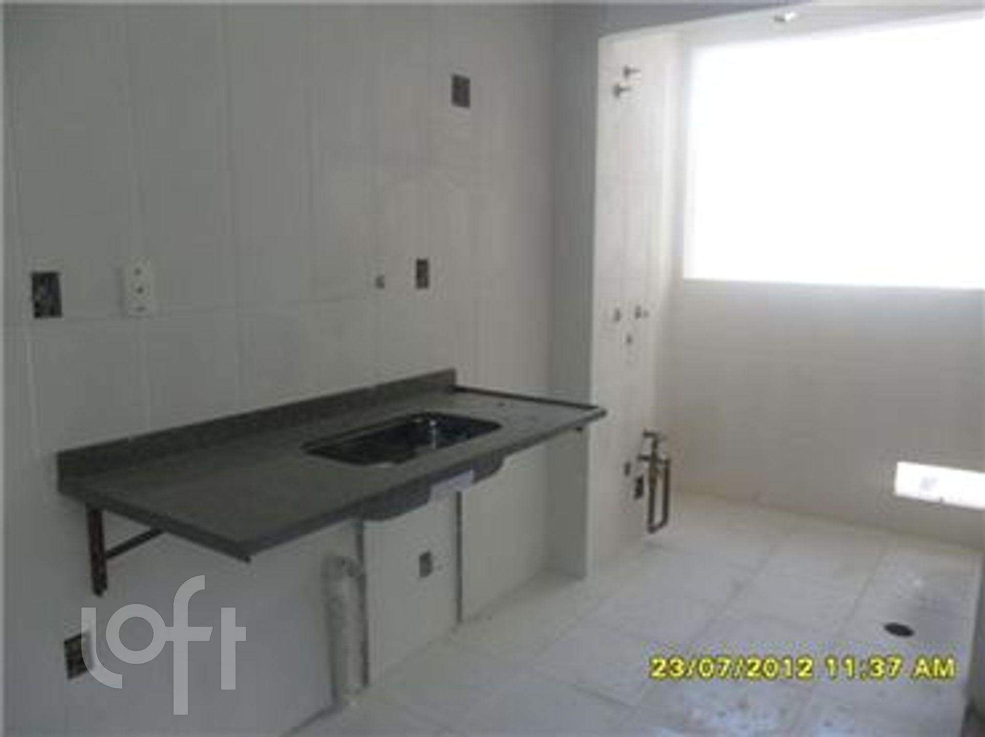 Apartamento à venda com 2 quartos, 70m² - Foto 5