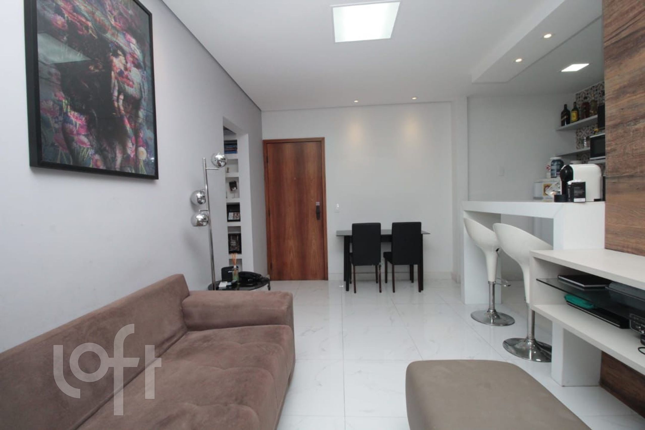 Apartamento à venda com 1 quarto, 49m² - Foto 2